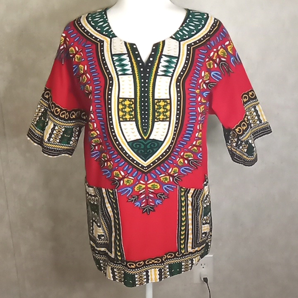 Red African Dashiki, size small, pre Loved Condition